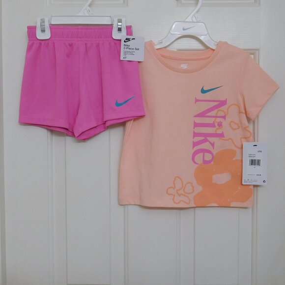 NWT 2pc Nike Peach Pink Top & Pink Shorts Set sz 4t - Picture 1 of 1
